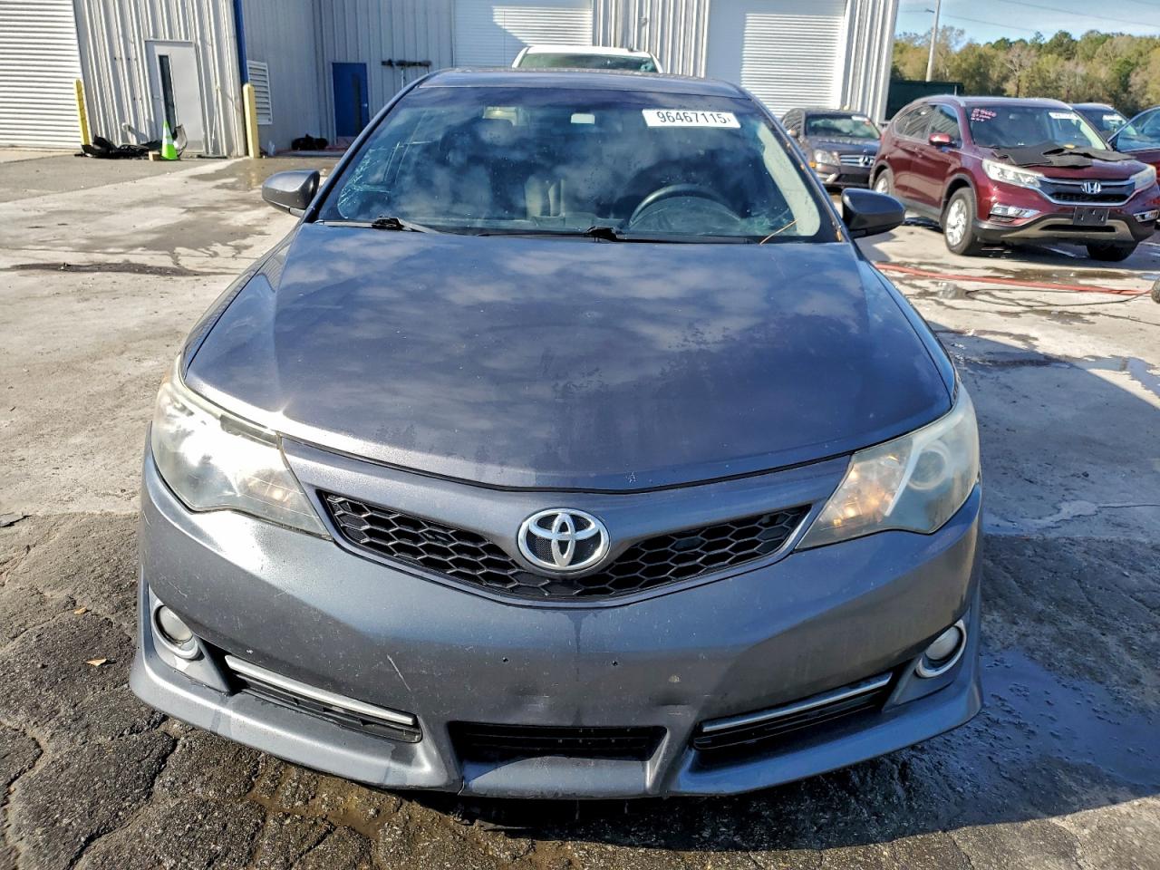 2014 TOYOTA CAMRY L photo 5
