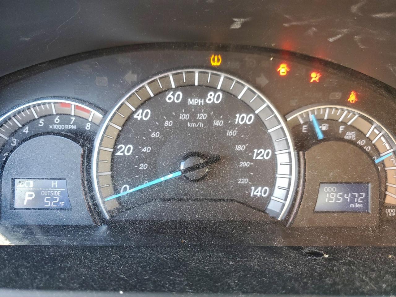 2014 TOYOTA CAMRY L photo 9