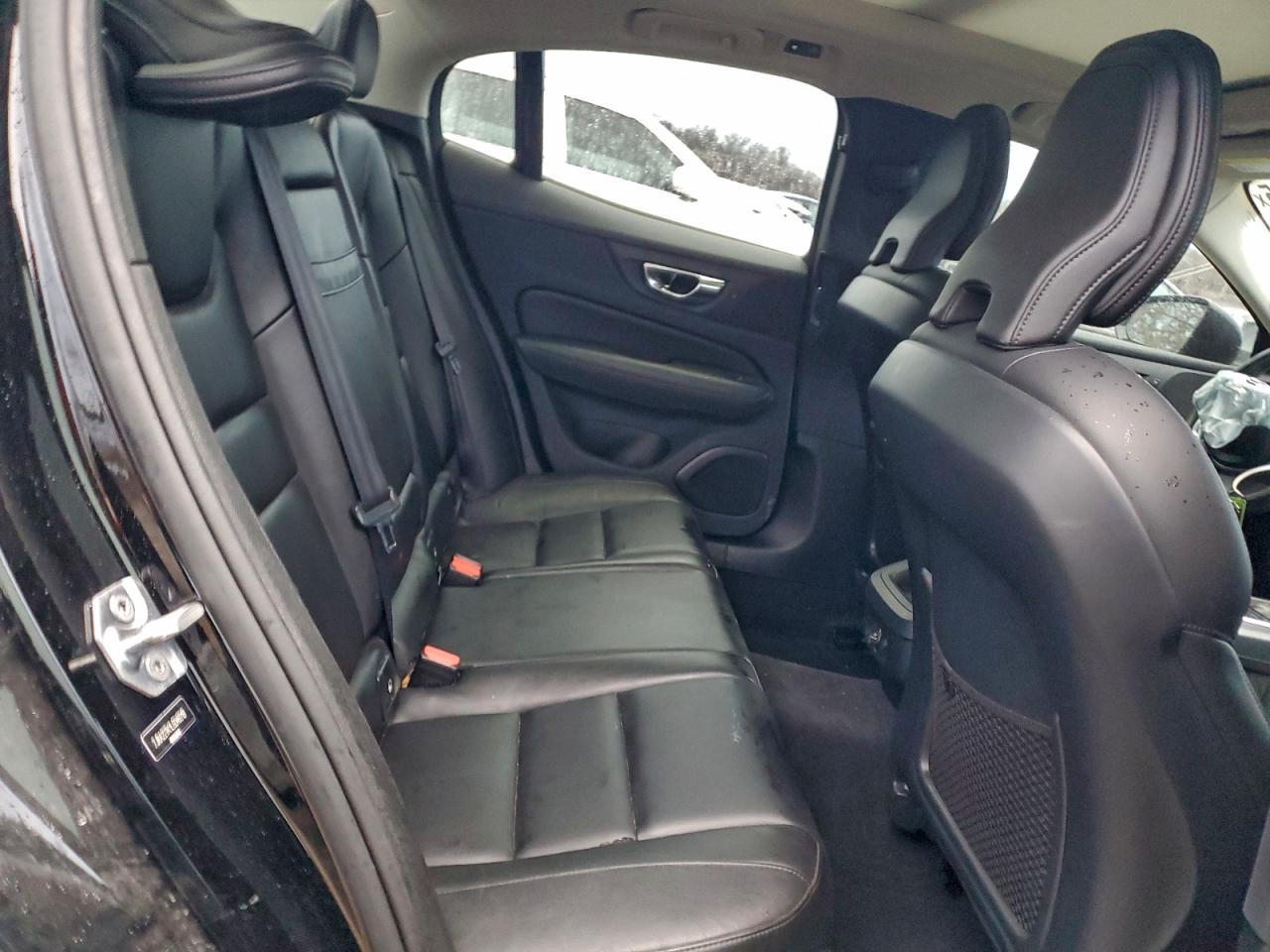 2020 VOLVO S60 T6 MOMENTUM photo 10