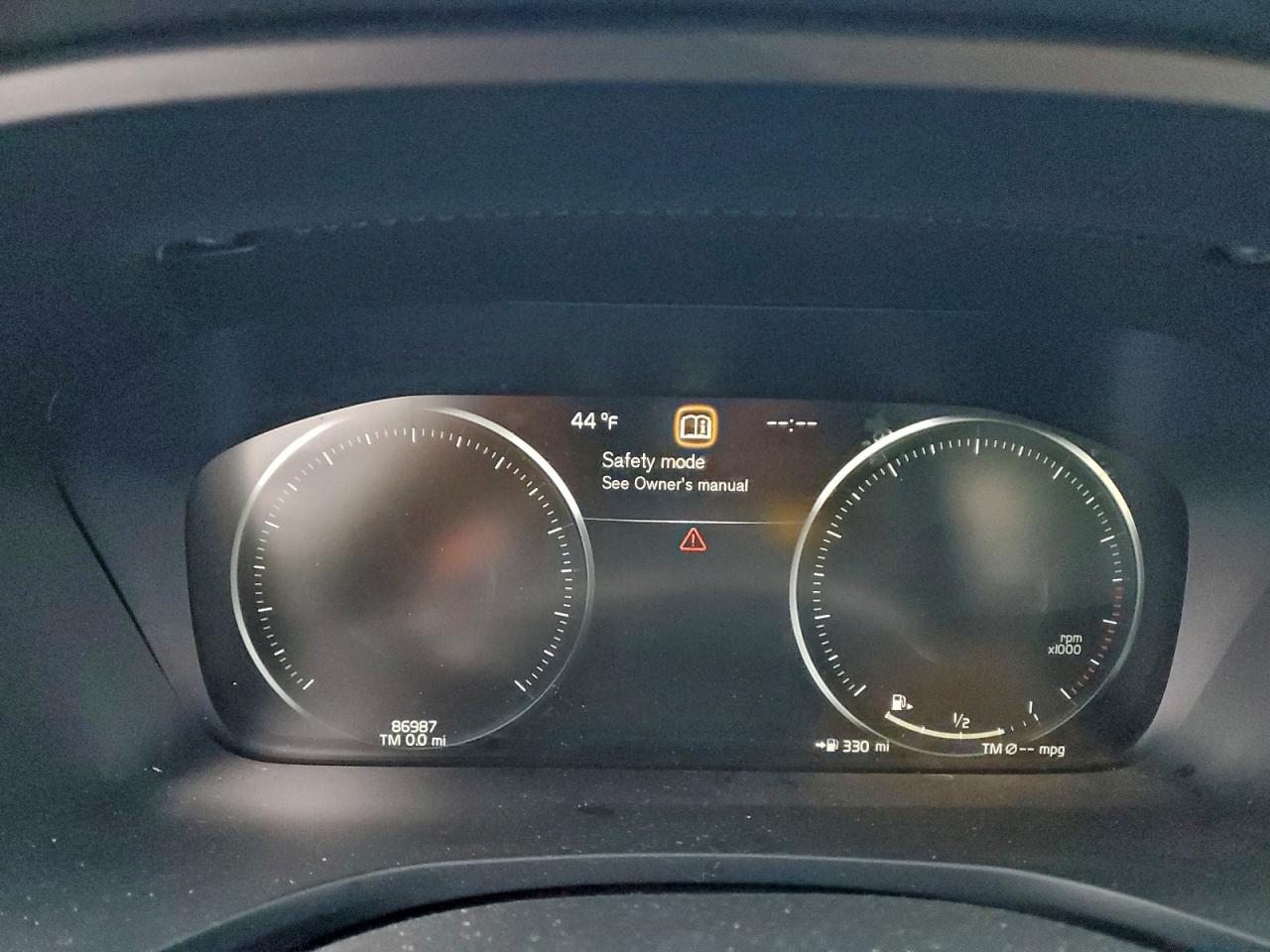 2020 VOLVO S60 T6 MOMENTUM photo 9