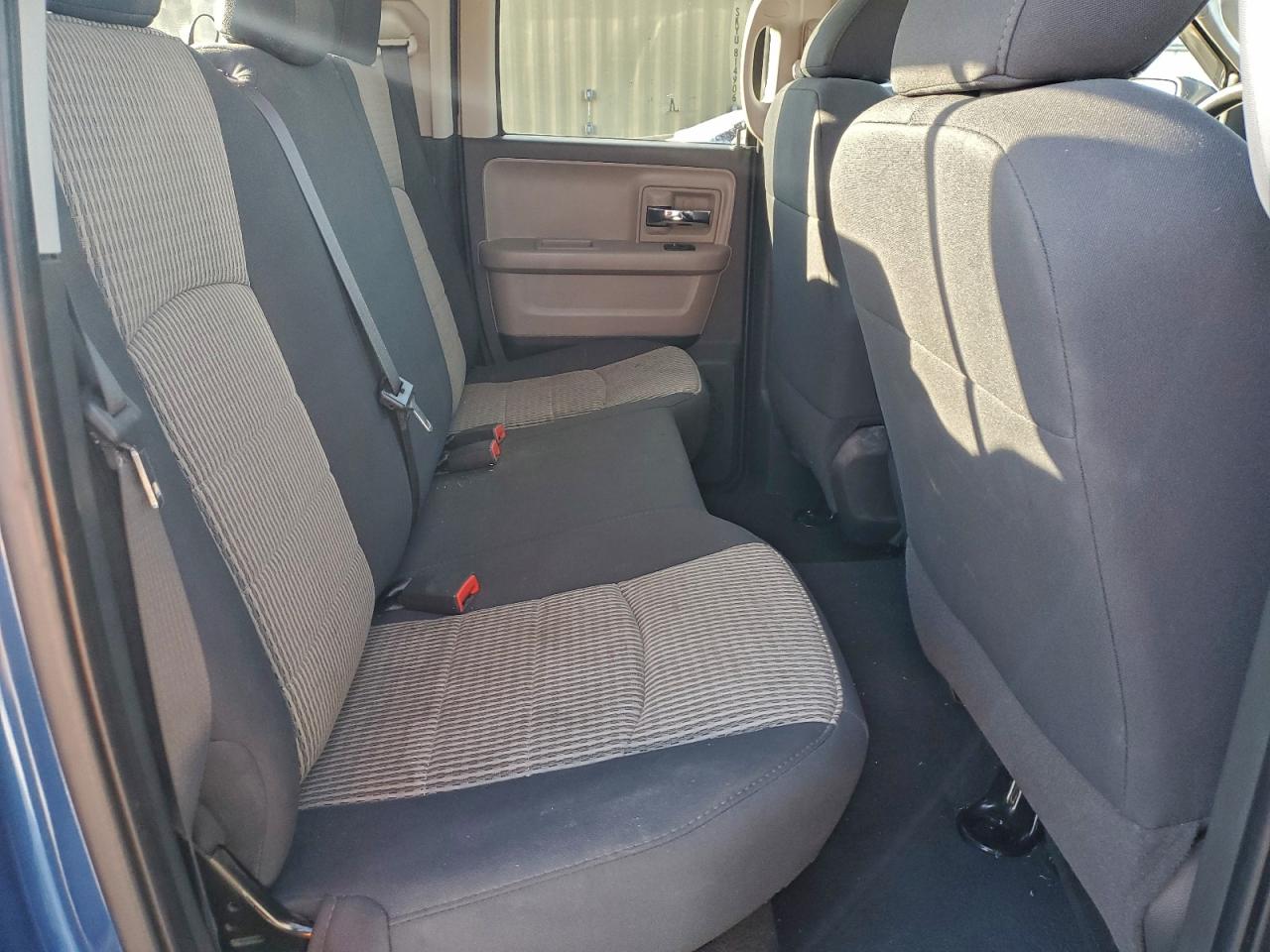 2011 DODGE RAM 1500 photo 10