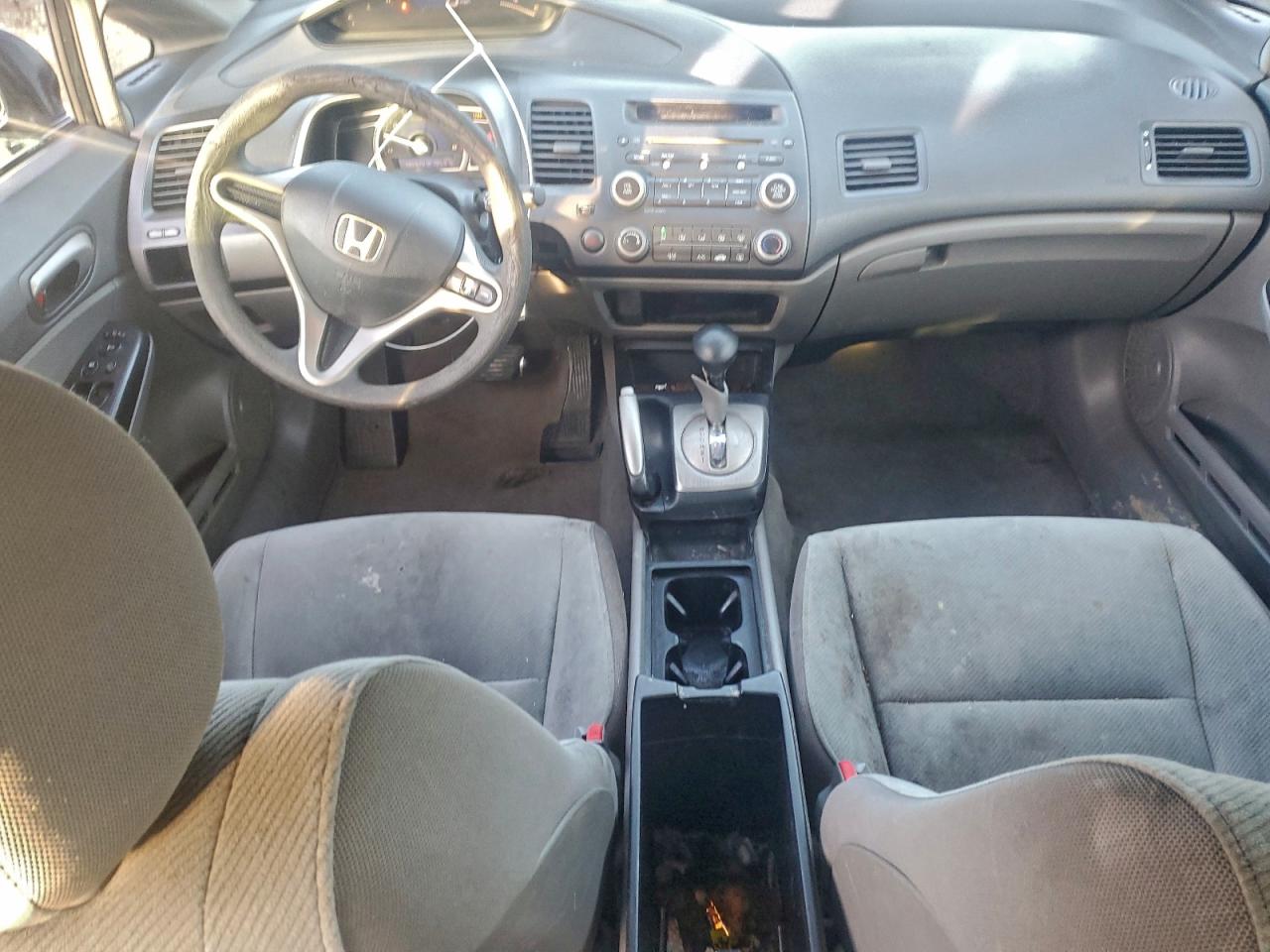 2010 HONDA CIVIC LX photo 8