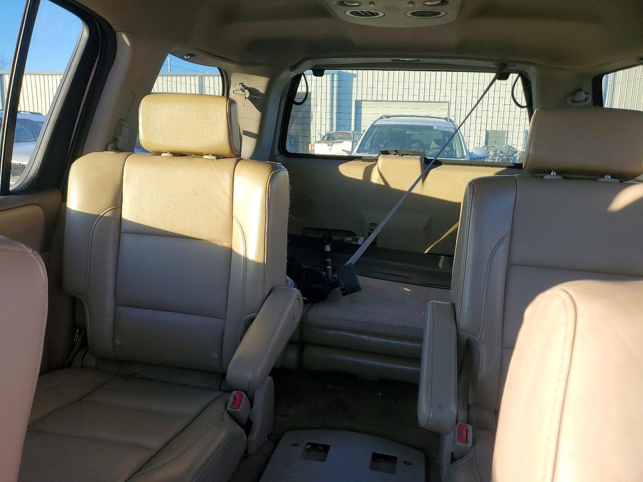 2011 NISSAN ARMADA PLATINUM photo 10