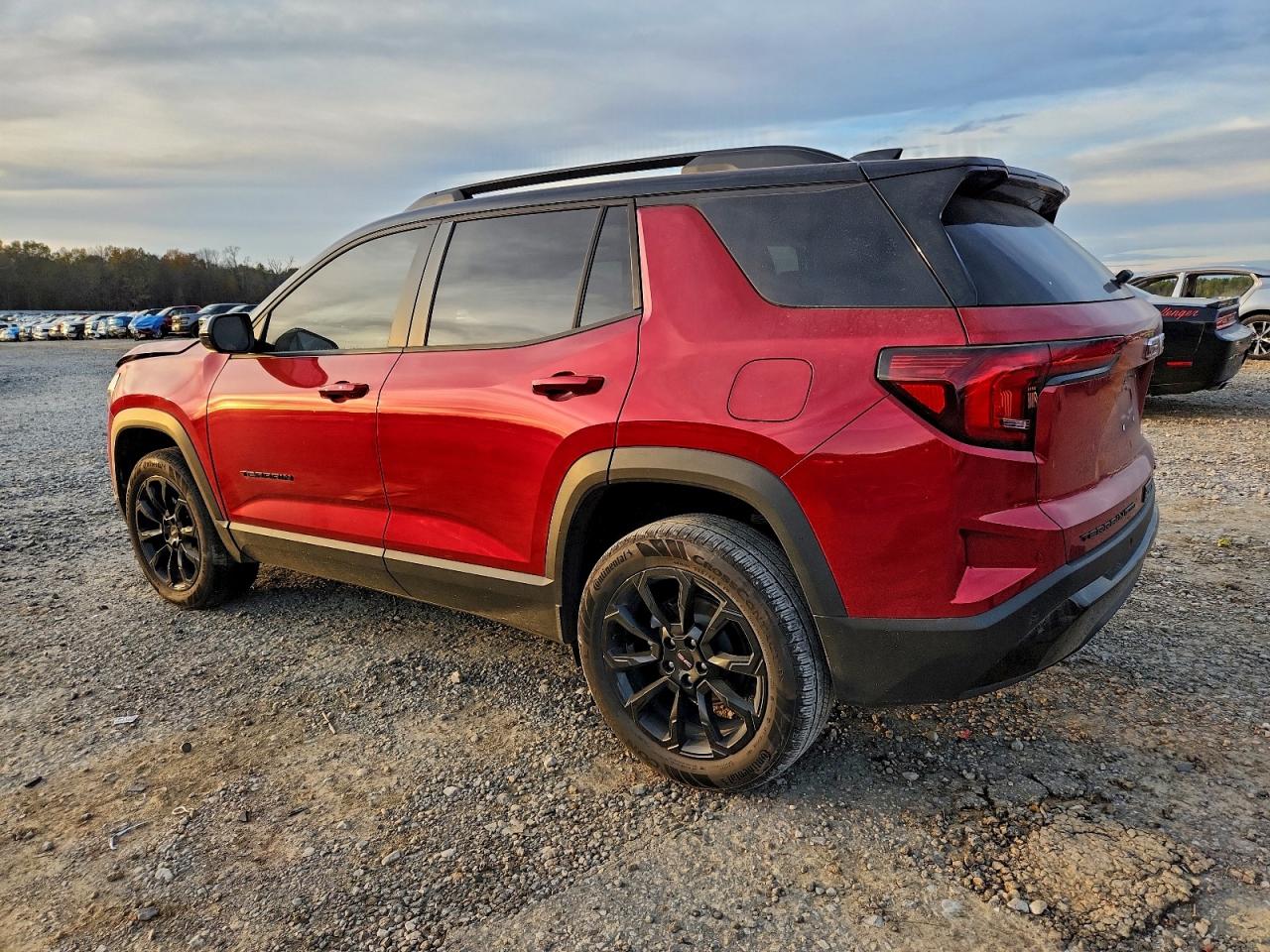 2025 GMC TERRAIN ELEVATION photo 2