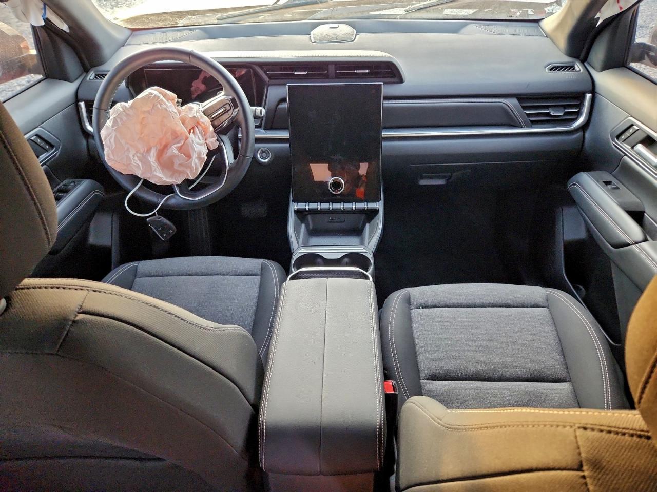 2025 GMC TERRAIN ELEVATION photo 8