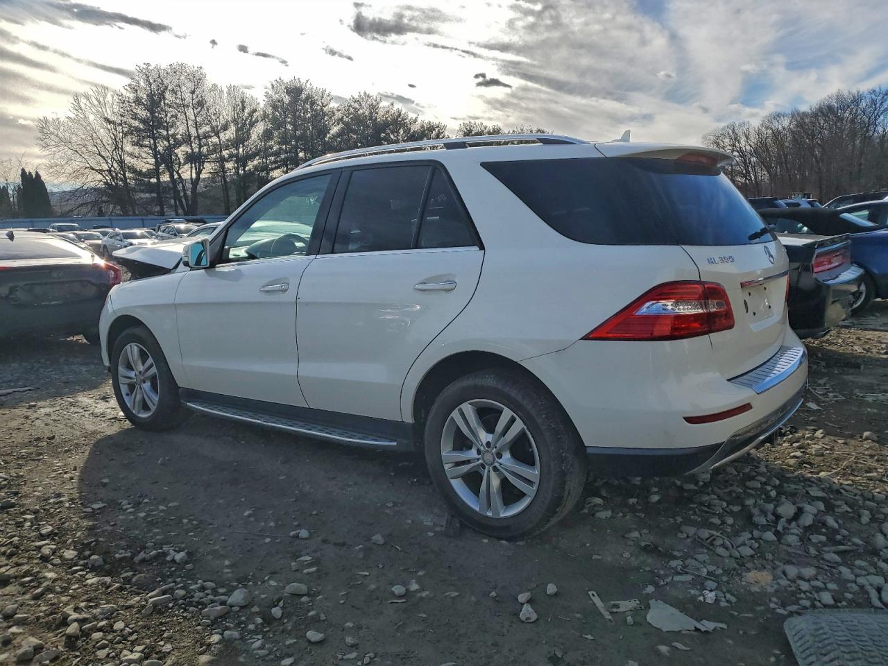2015 MERCEDES-BENZ ML 350 4MATIC photo 2