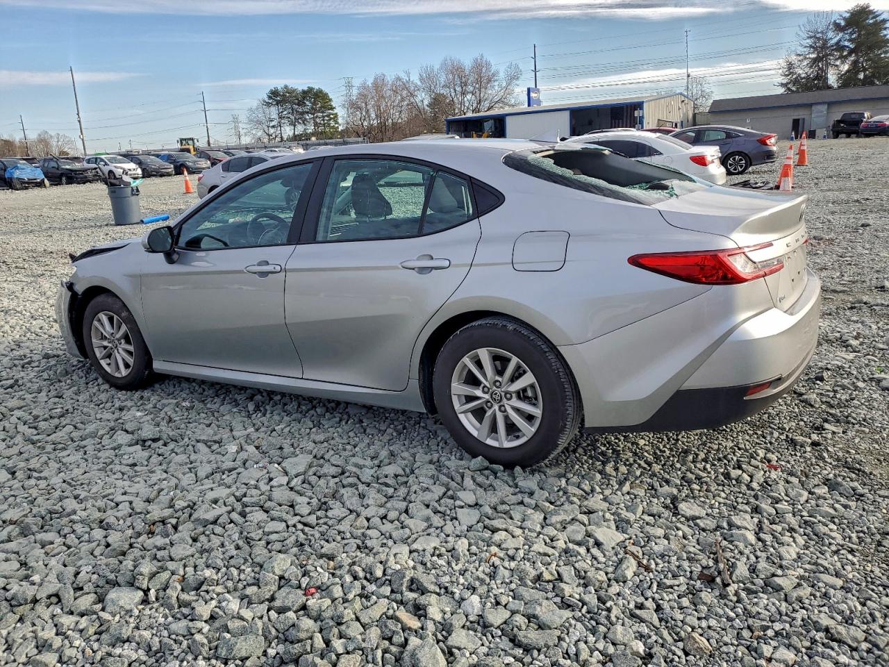 2025 TOYOTA CAMRY XSE photo 2