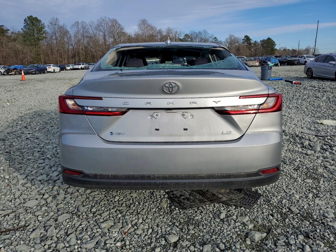 2025 TOYOTA CAMRY XSE photo 6