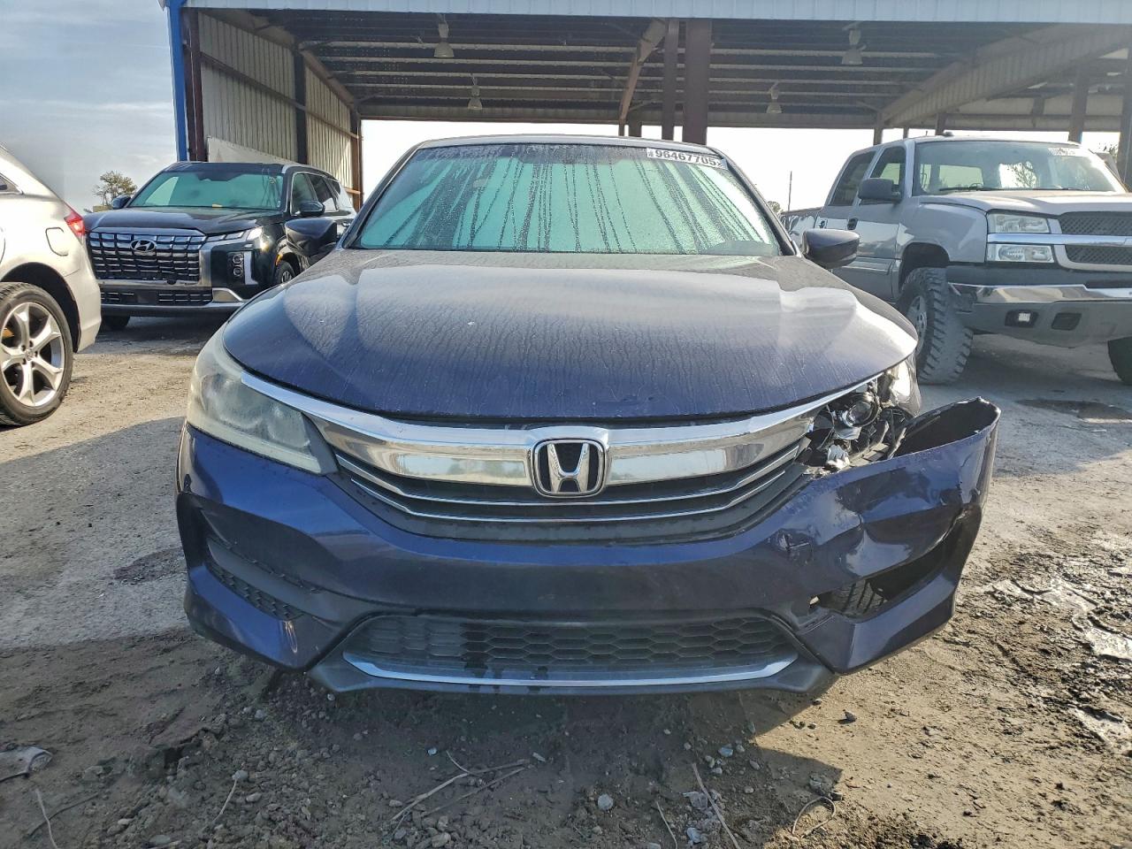 2017 HONDA ACCORD LX photo 5