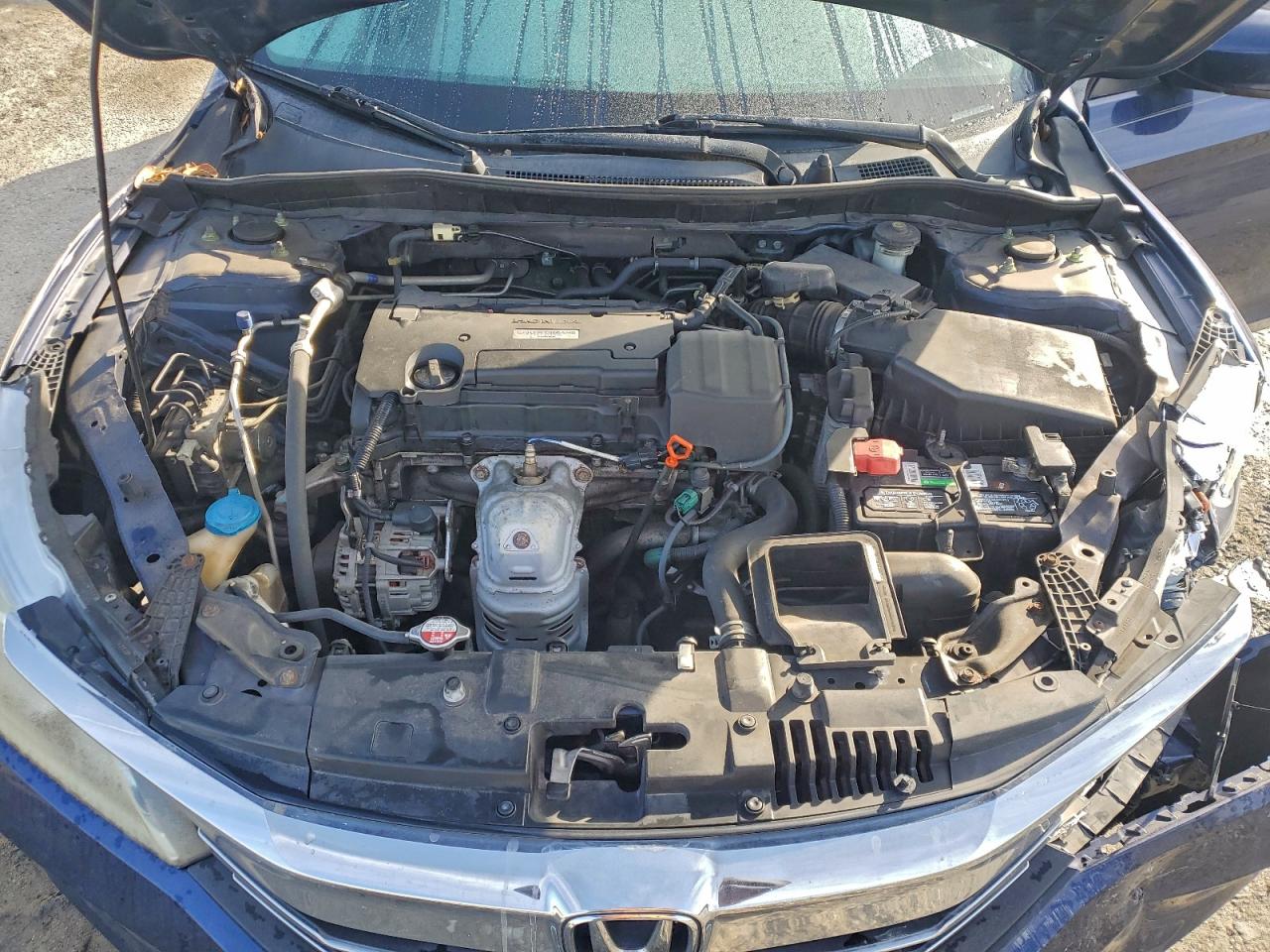 2017 HONDA ACCORD LX photo 11