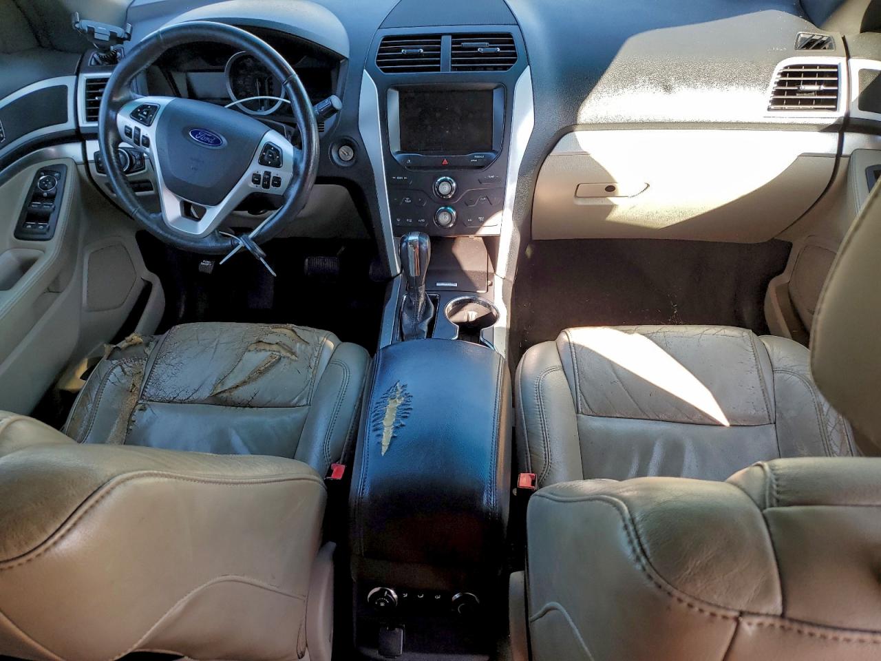 2015 FORD EXPLORER XLT photo 8
