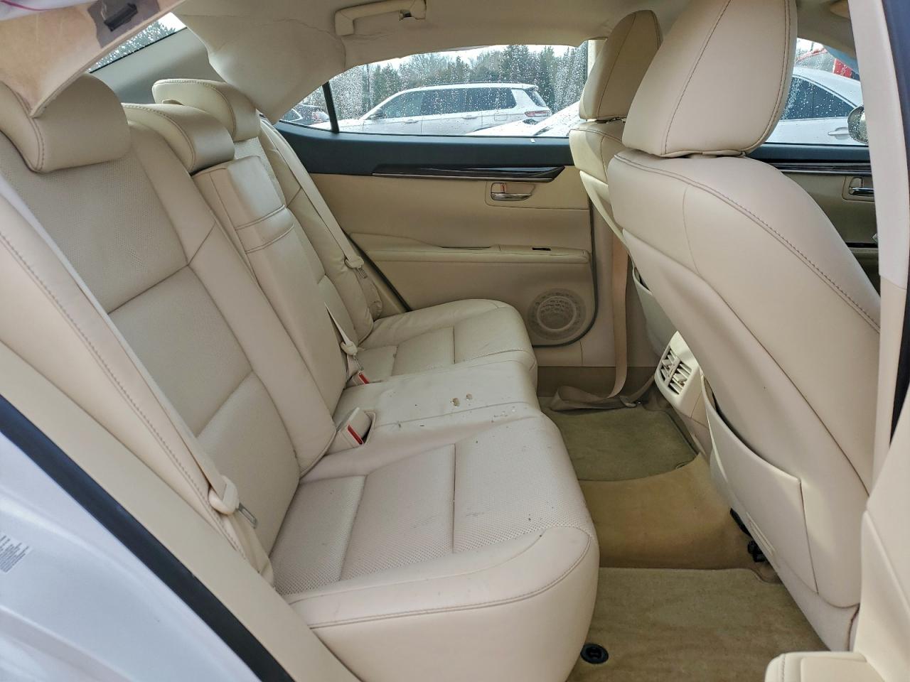 2013 LEXUS ES 350 photo 10