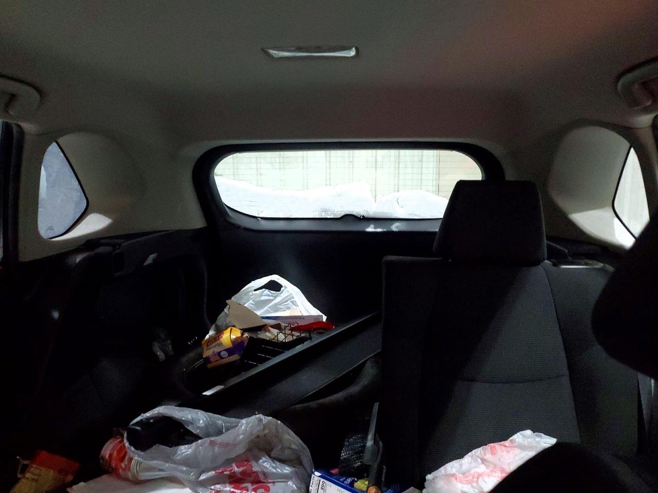 2021 TOYOTA RAV4 LE photo 10