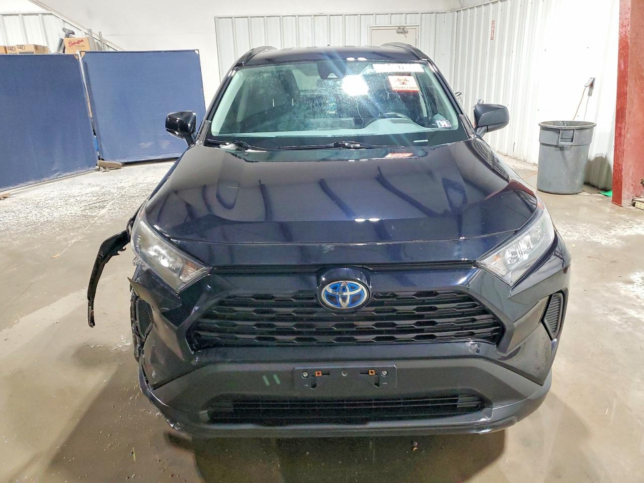 2021 TOYOTA RAV4 LE photo 5