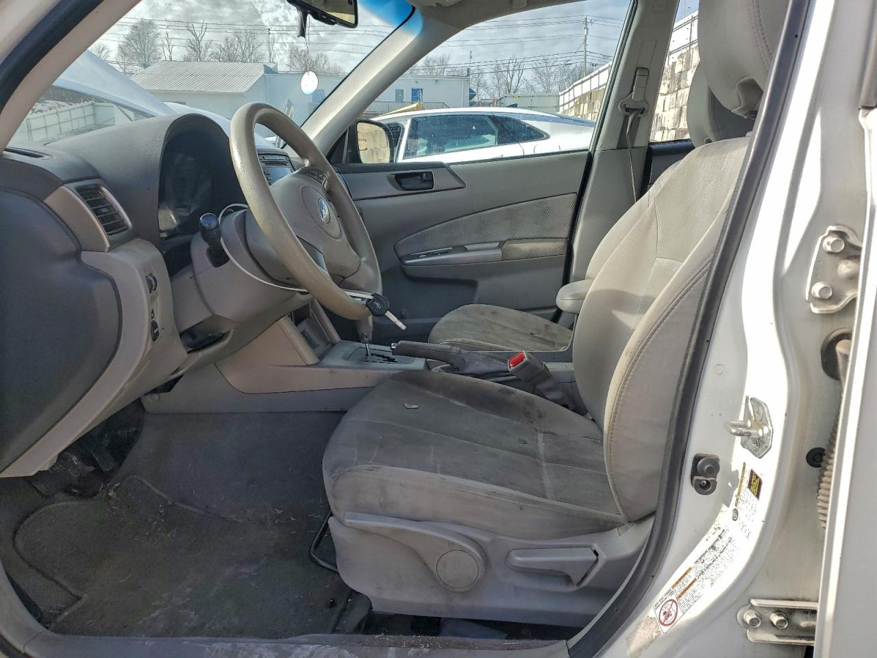 2010 SUBARU FORESTER XS photo 7