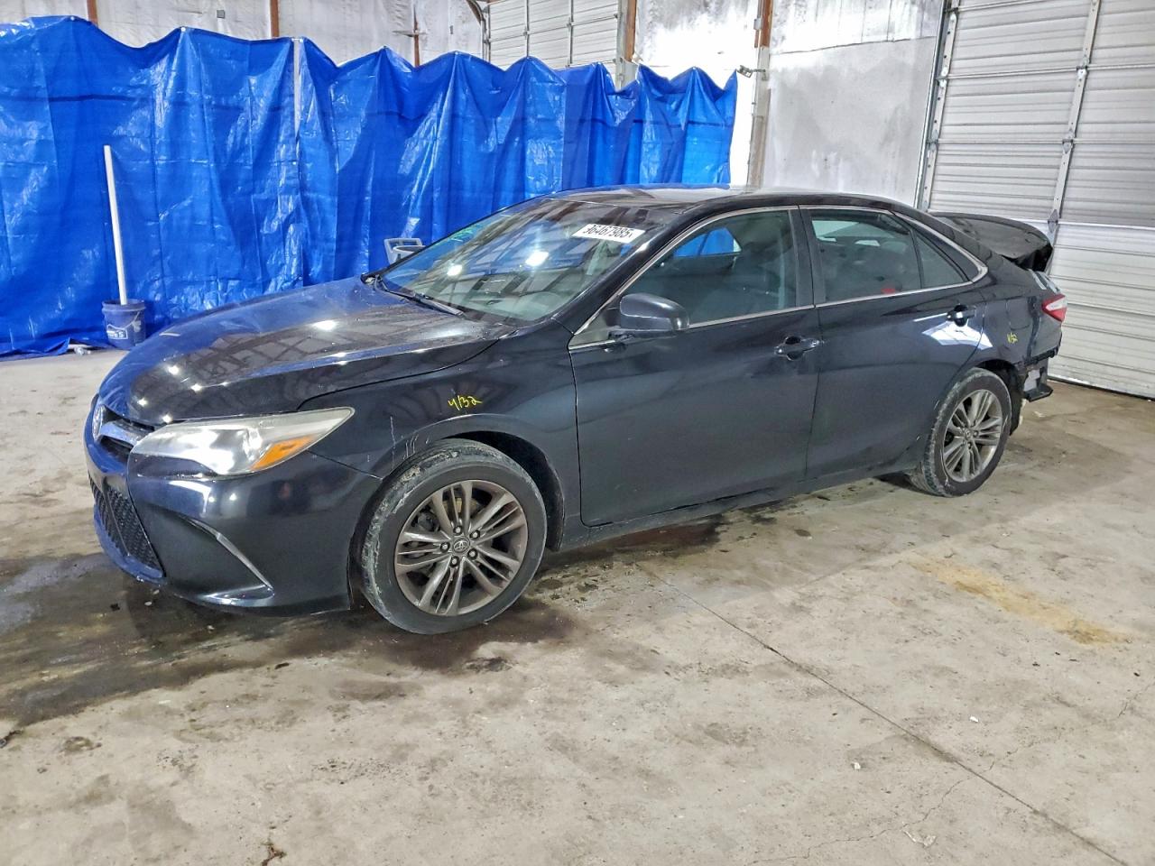 2016 TOYOTA CAMRY