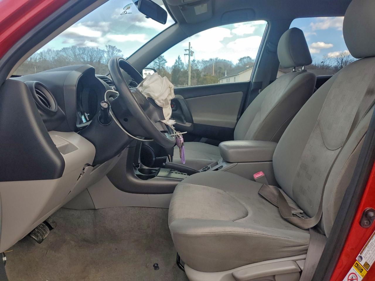 2010 TOYOTA RAV4 photo 7