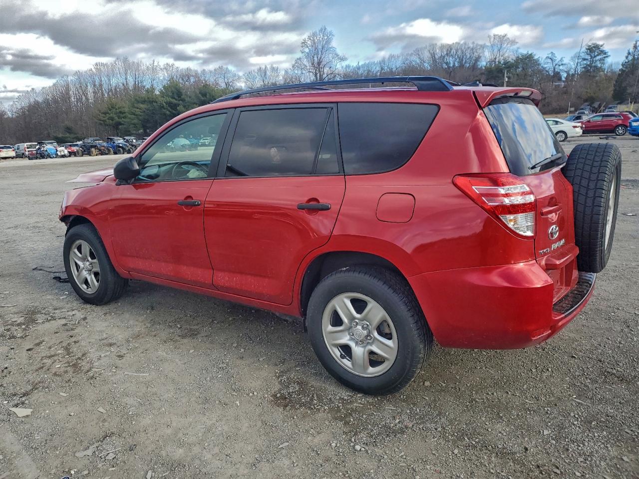 2010 TOYOTA RAV4 photo 2