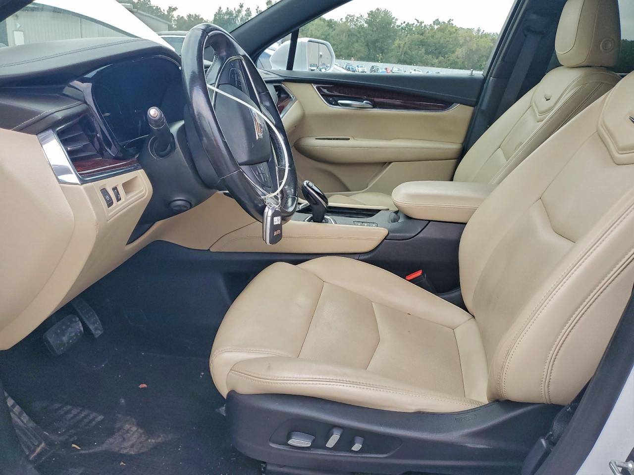 2018 CADILLAC XT5 LUXURY photo 7