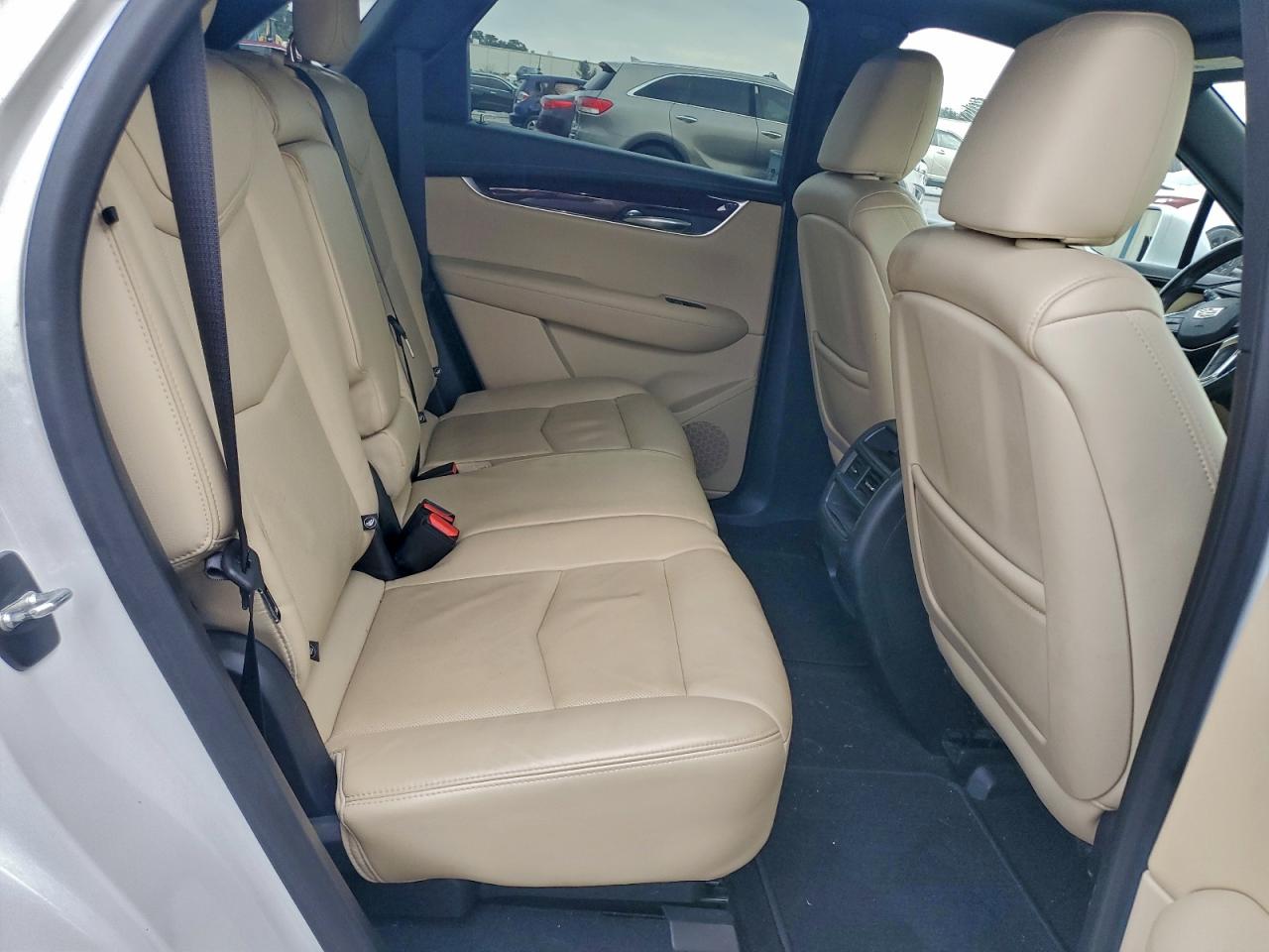 2018 CADILLAC XT5 LUXURY photo 10