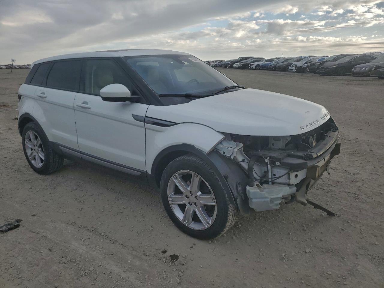 2015 LAND ROVER RANGE ROVER EVOQUE PURE PLUS photo 4