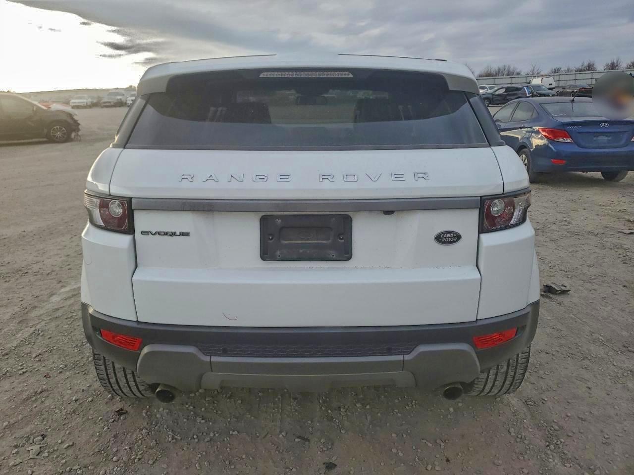 2015 LAND ROVER RANGE ROVER EVOQUE PURE PLUS photo 6