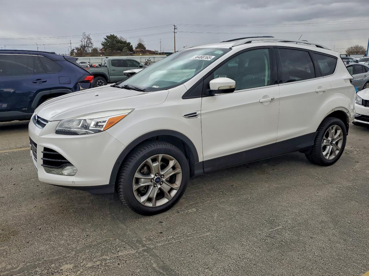 2016 FORD ESCAPE