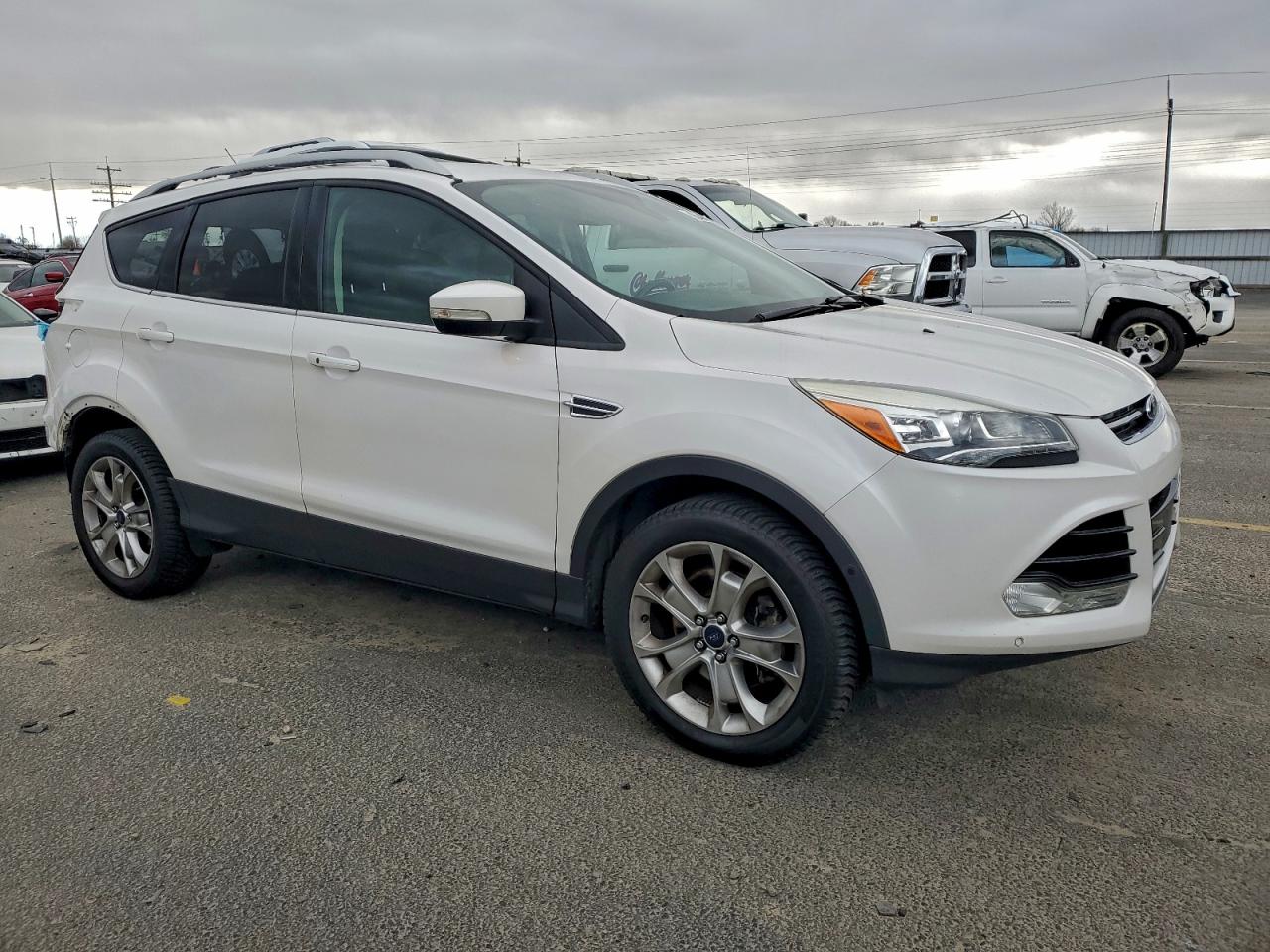 2016 FORD ESCAPE TITANIUM photo 4