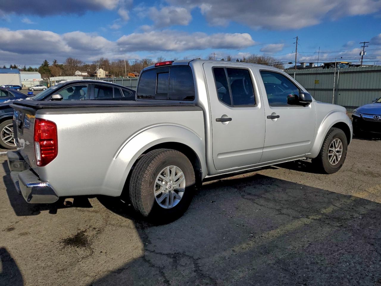 2019 NISSAN FRONTIER S photo 3