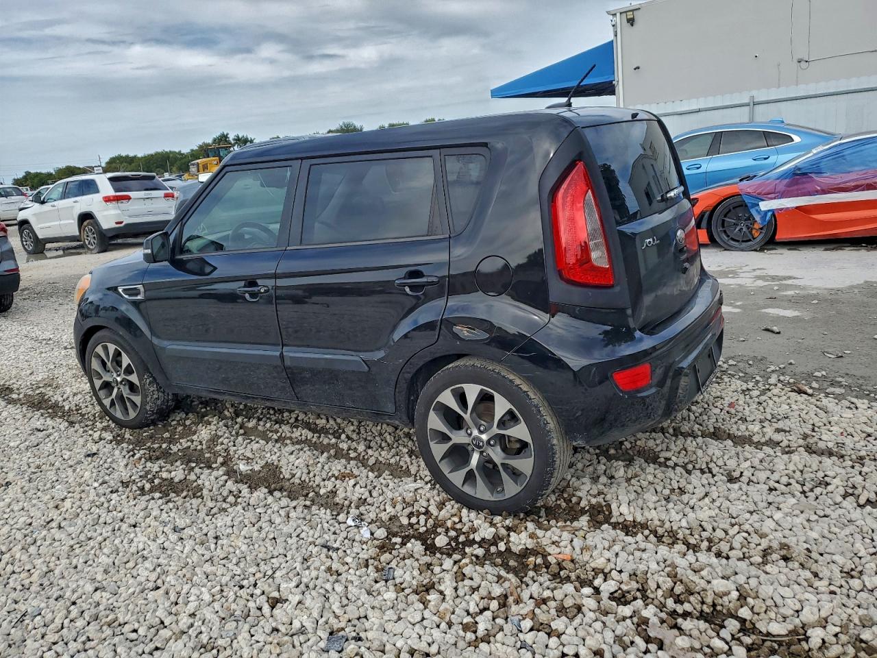 2013 KIA SOUL + photo 2