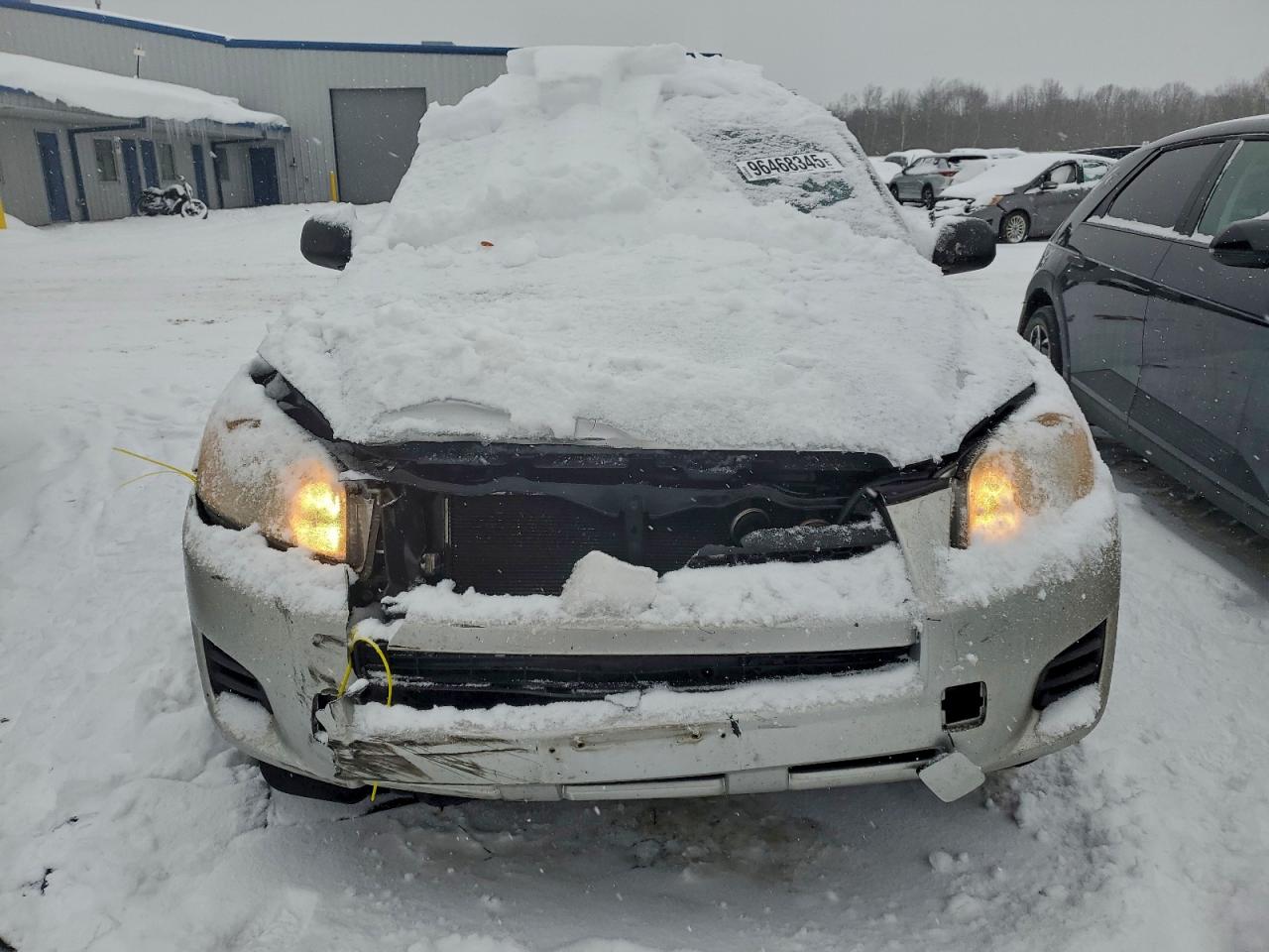 2011 TOYOTA RAV4 photo 5