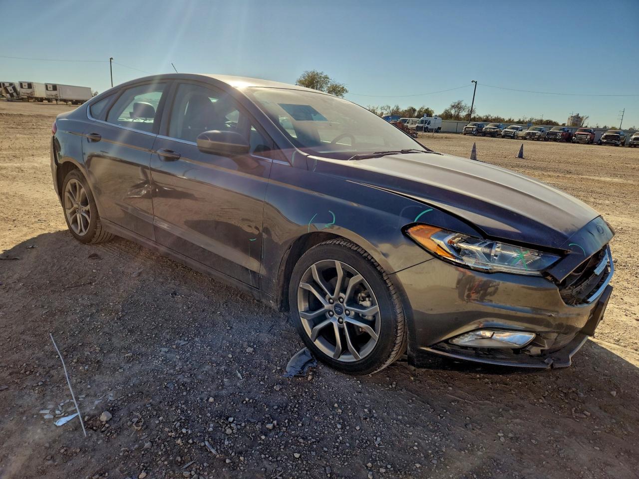 2017 FORD FUSION SE photo 4
