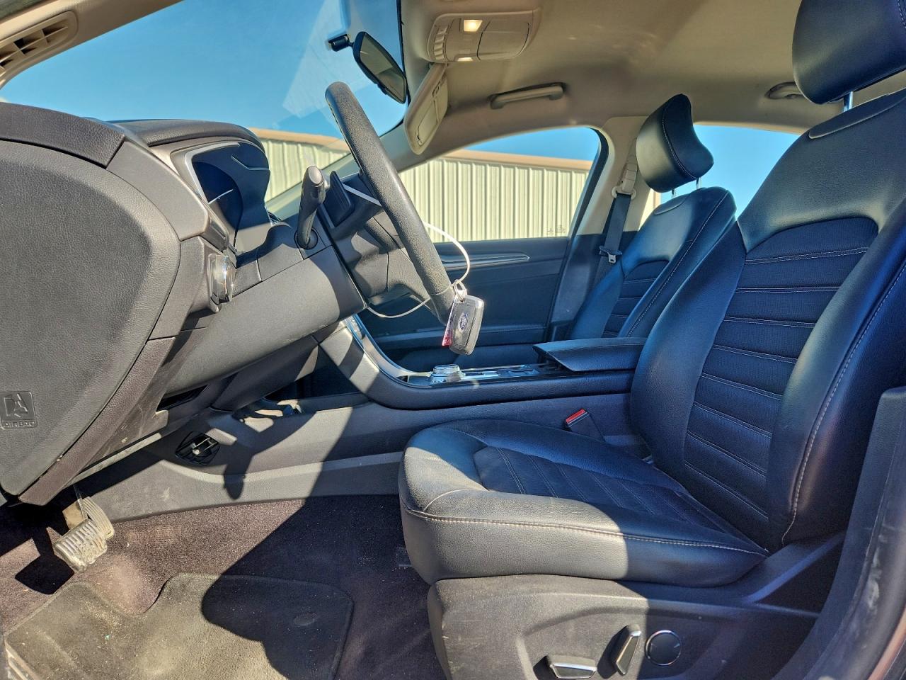 2017 FORD FUSION SE photo 7