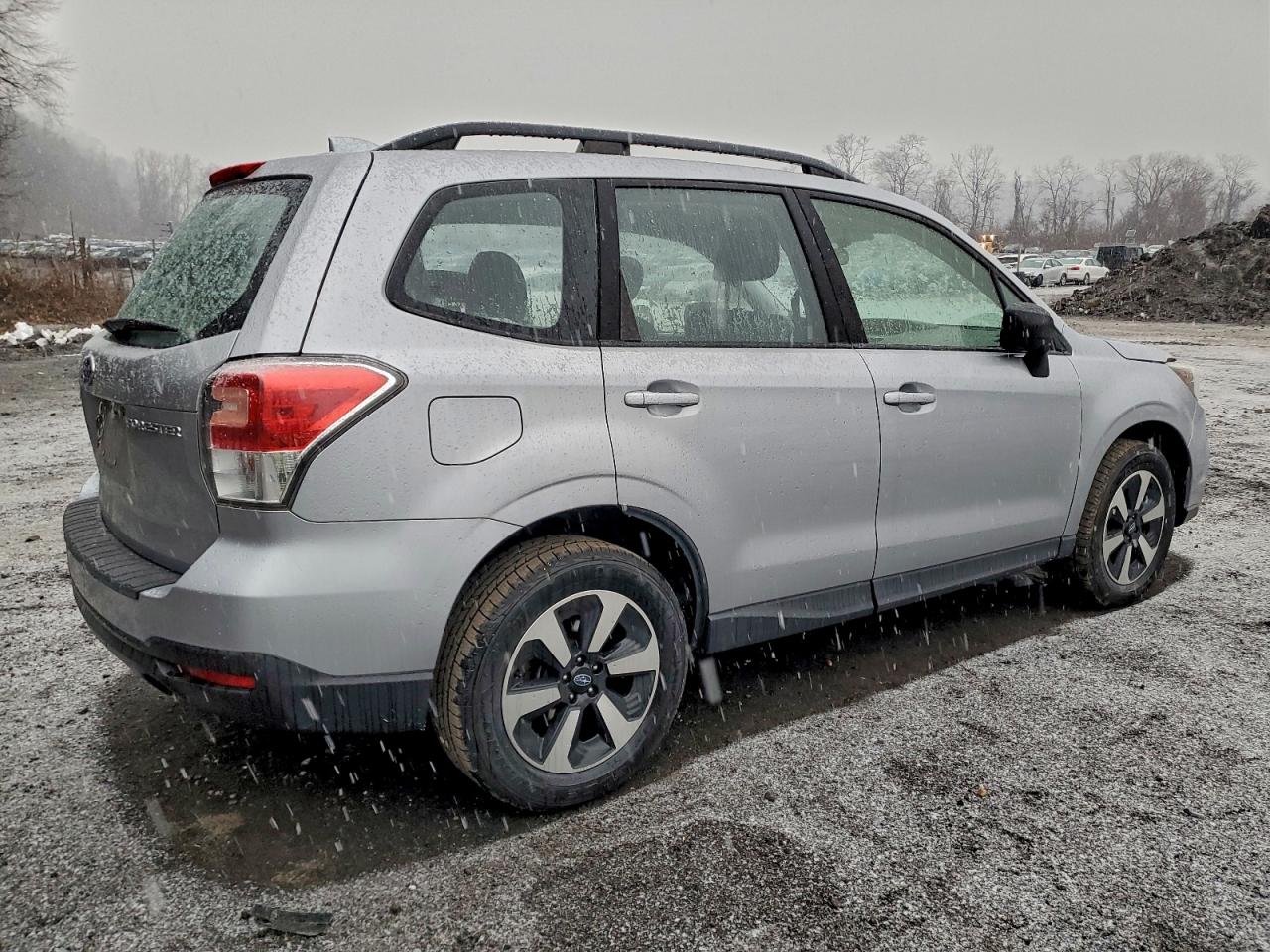 2018 SUBARU FORESTER 2.5I photo 3