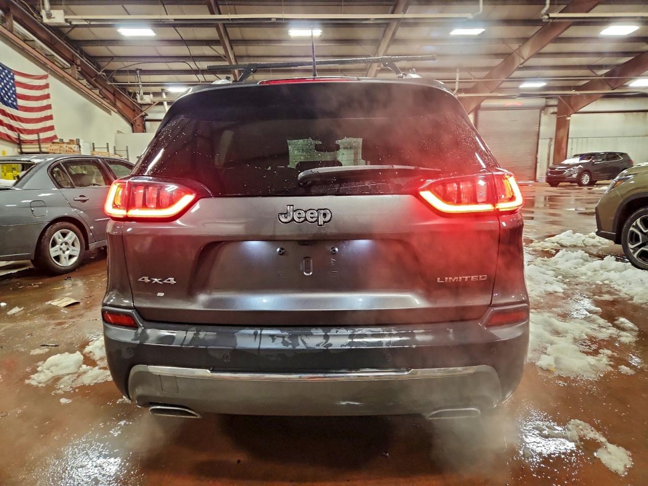 2019 JEEP CHEROKEE LIMITED photo 6