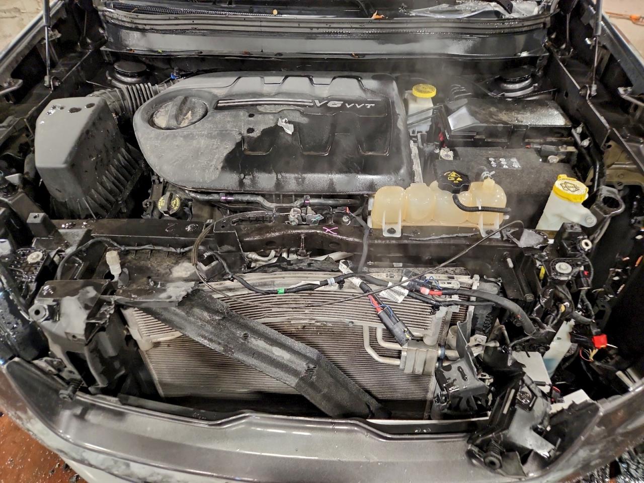 2019 JEEP CHEROKEE LIMITED photo 12