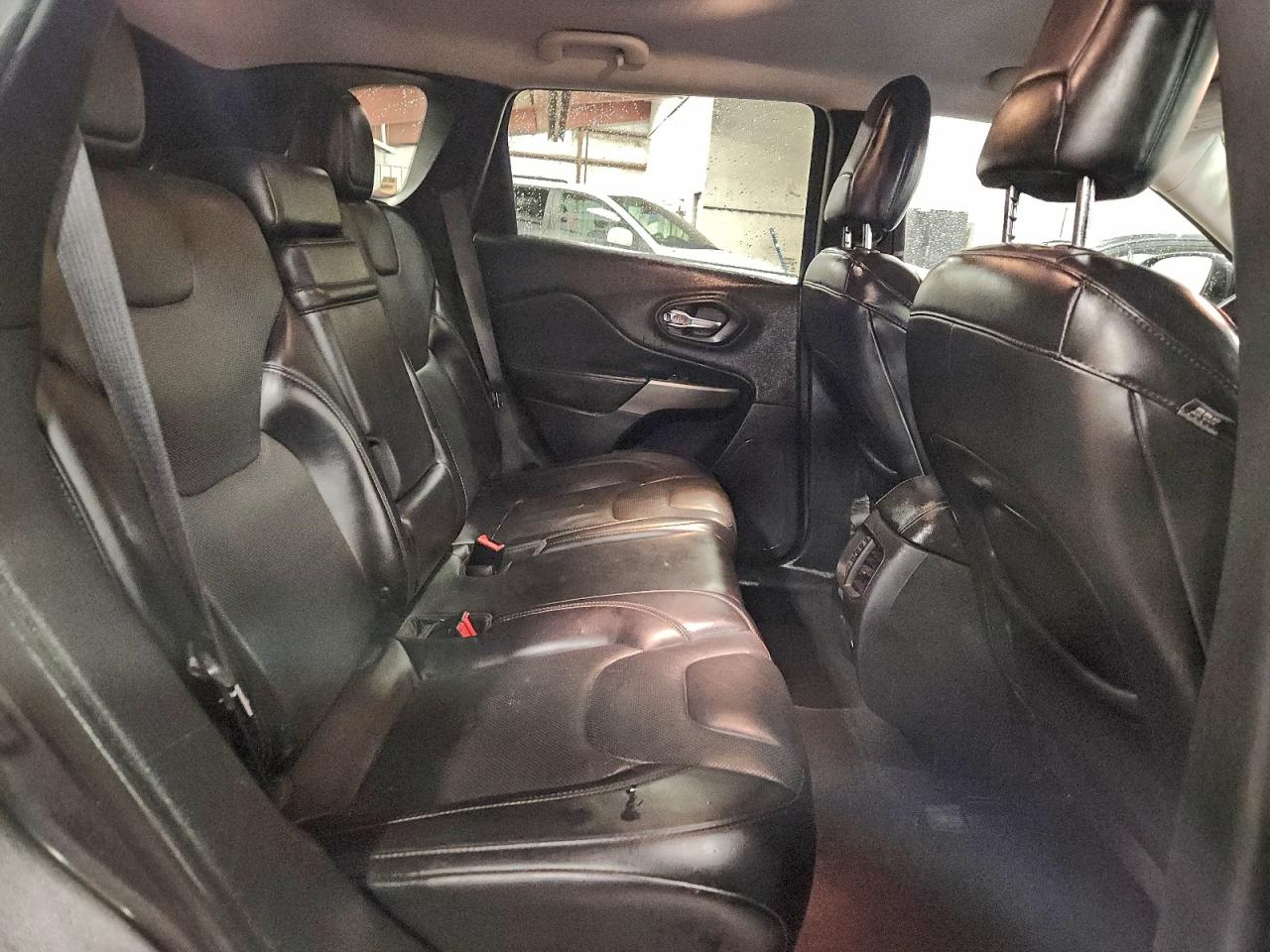 2019 JEEP CHEROKEE LIMITED photo 11