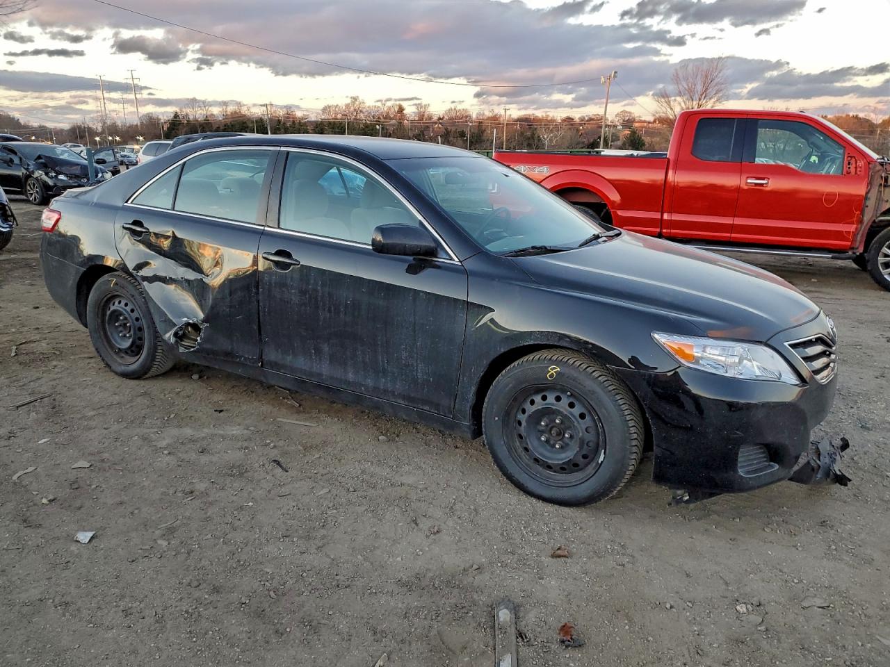 2010 TOYOTA CAMRY BASE photo 4