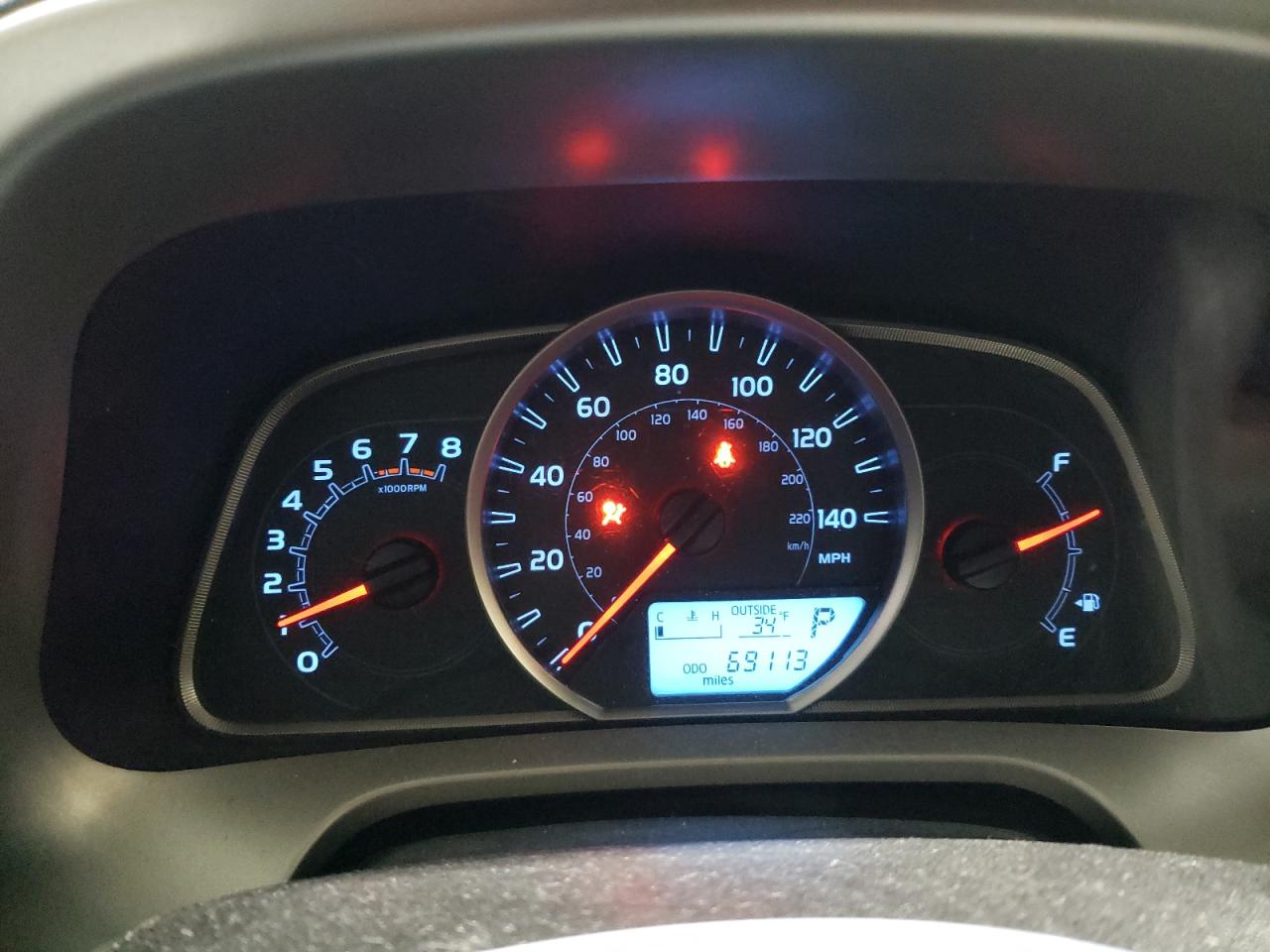 2015 TOYOTA RAV4 XLE photo 9