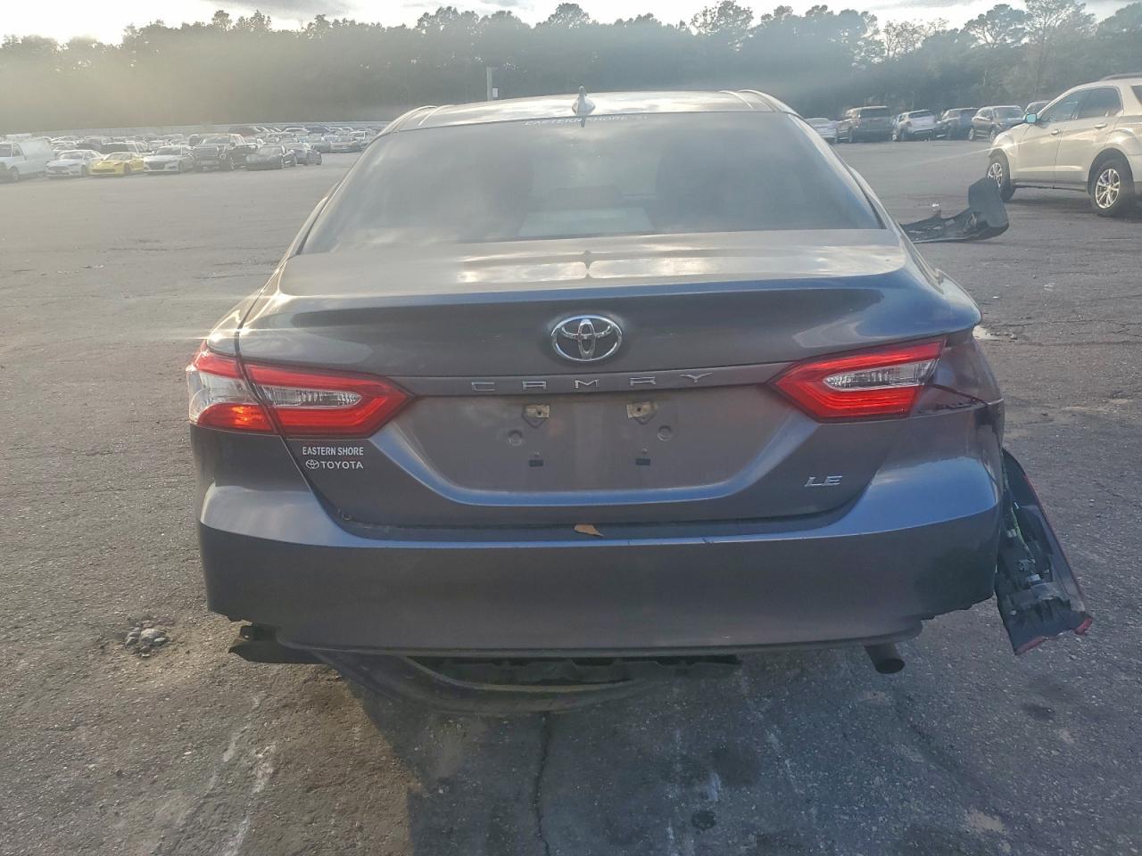 2020 TOYOTA CAMRY LE photo 6