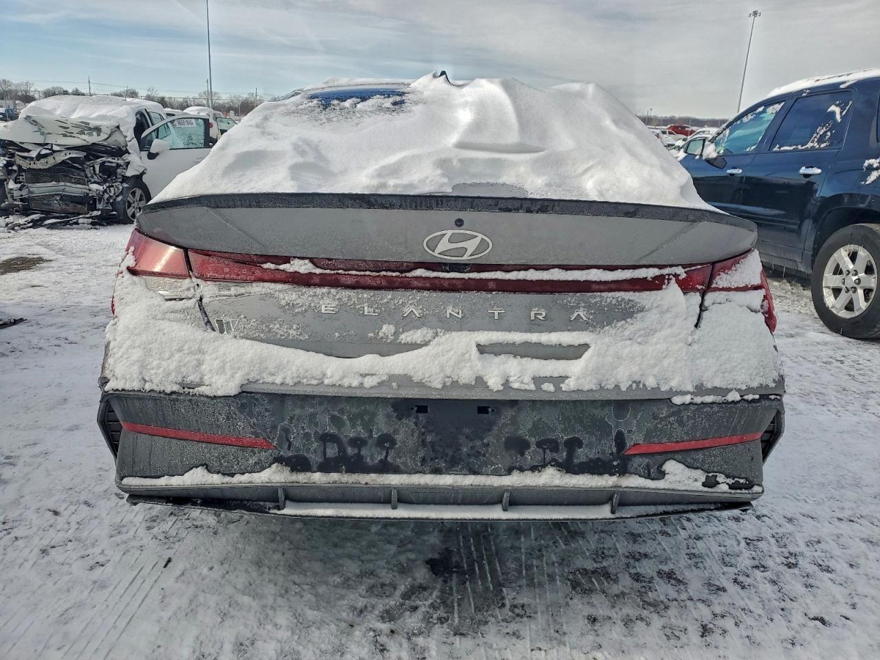 2025 HYUNDAI ELANTRA SEL SPORT photo 6