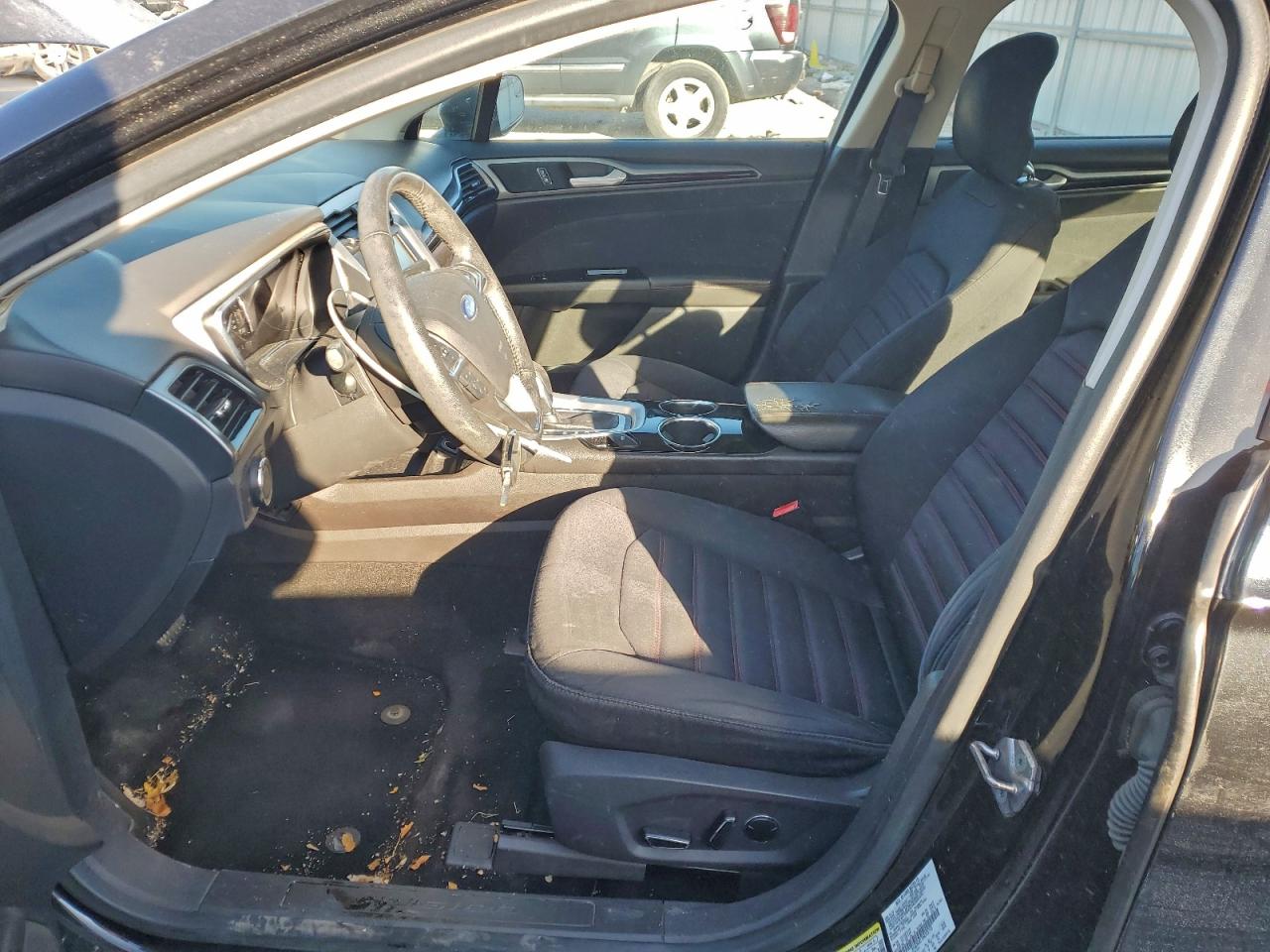 2013 FORD FUSION SE photo 7