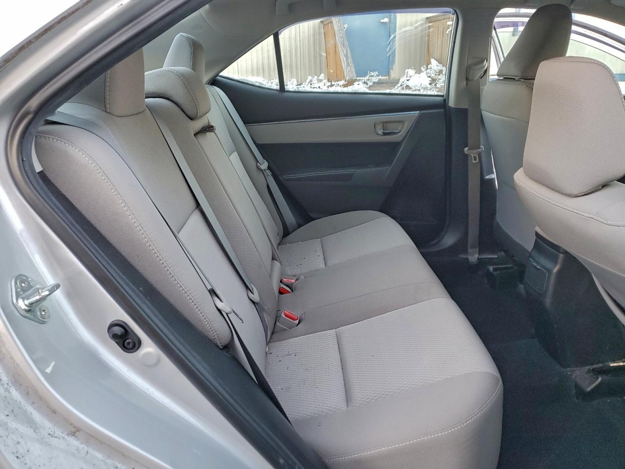 2015 TOYOTA COROLLA L photo 10