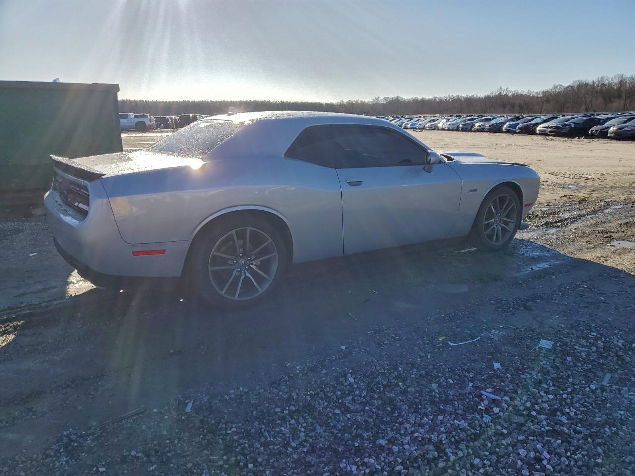 2023 DODGE CHALLENGER R/T photo 3