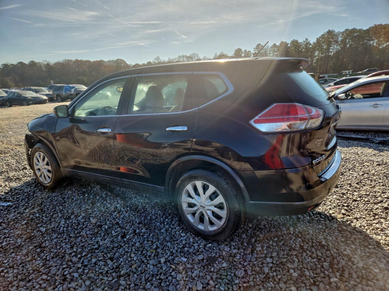 2014 NISSAN ROGUE S photo 2