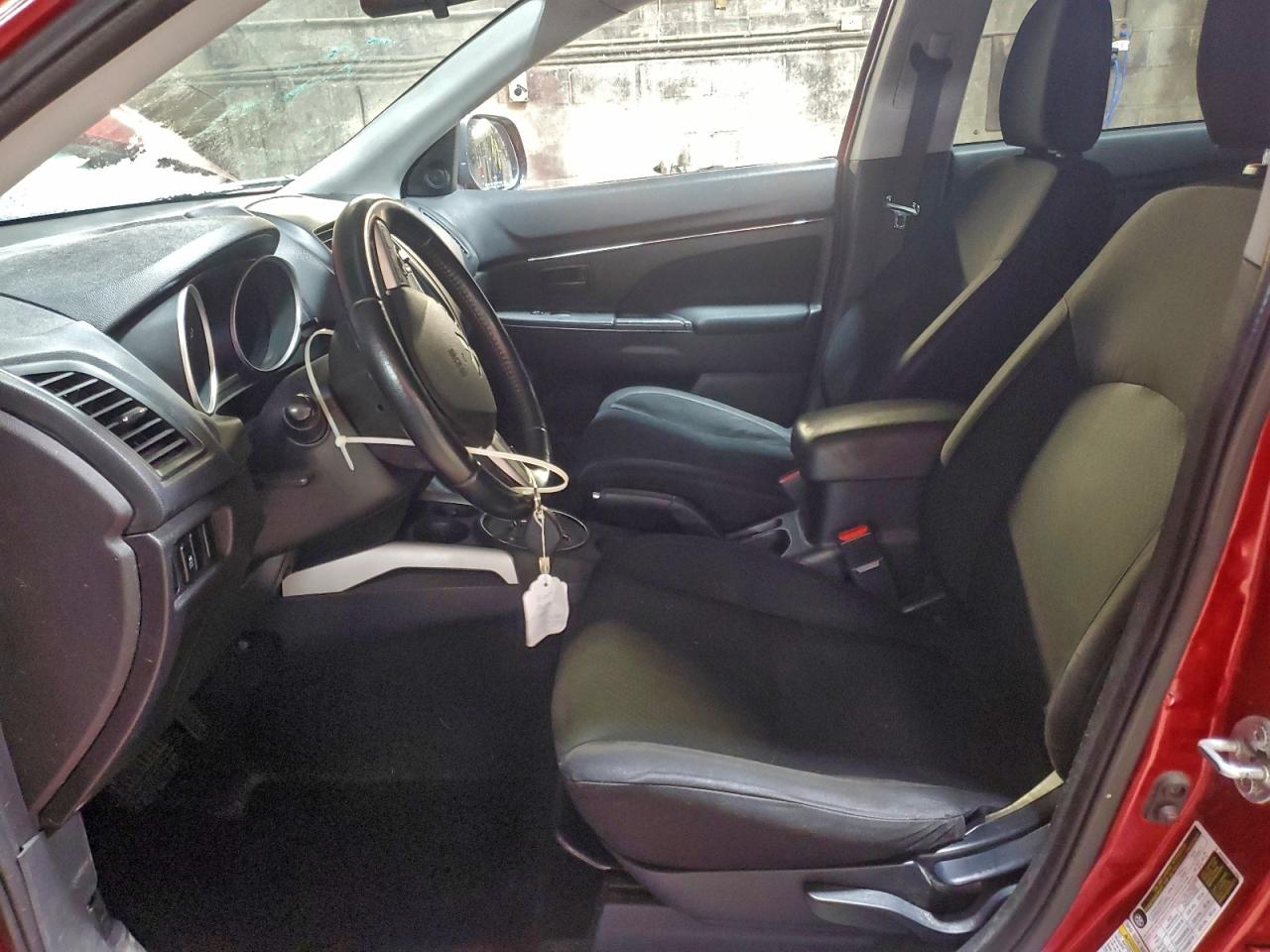 2014 MITSUBISHI OUTLANDER SPORT ES photo 7