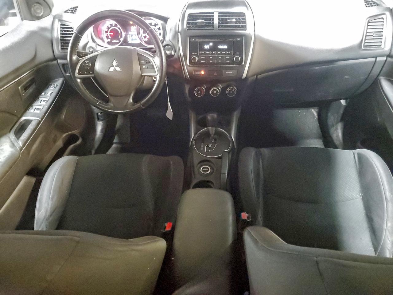 2014 MITSUBISHI OUTLANDER SPORT ES photo 8
