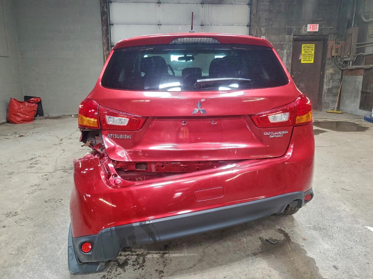2014 MITSUBISHI OUTLANDER SPORT ES photo 6
