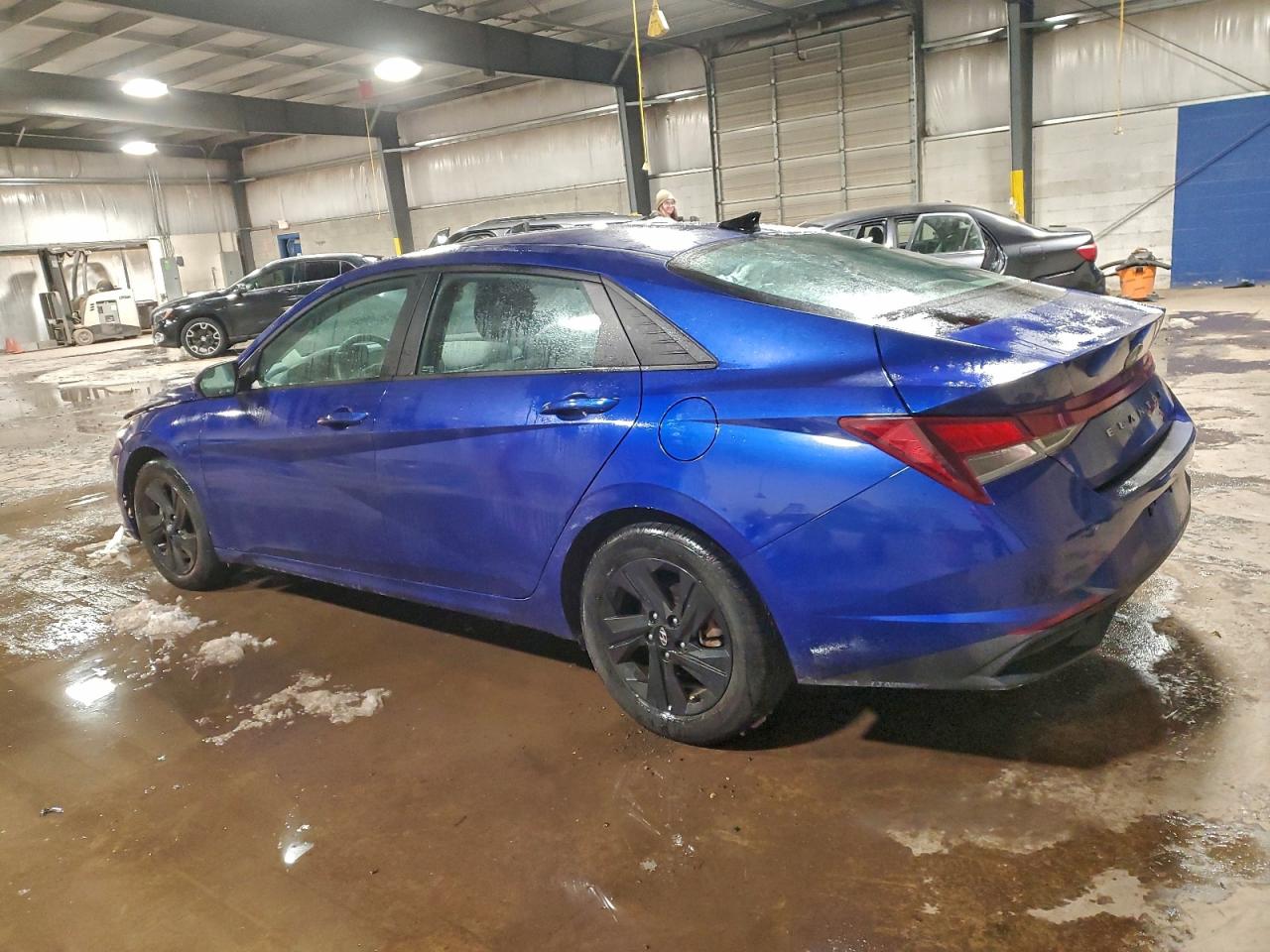 2023 HYUNDAI ELANTRA SEL photo 2