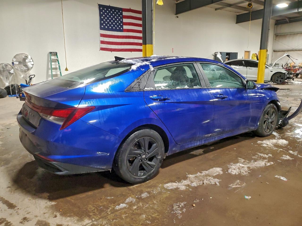 2023 HYUNDAI ELANTRA SEL photo 3